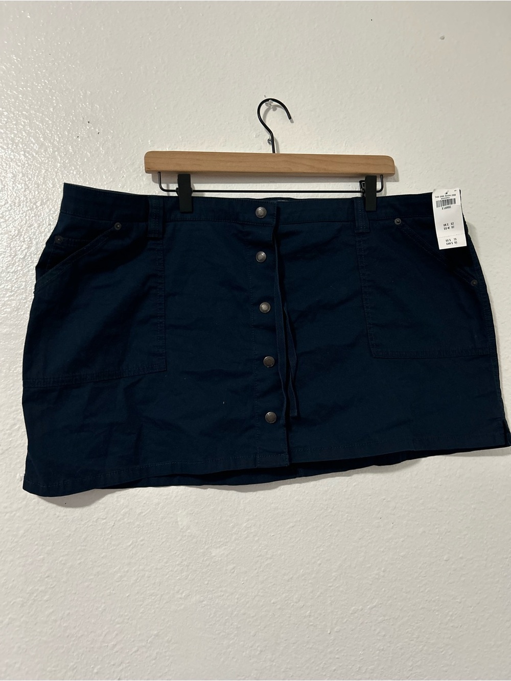 Abercrombie & Fitch NAVY BLUE MINI SKIRT SIZE  XL - Picture 6 of 6